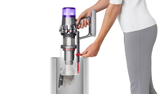 Dyson V11 Animal Emptying