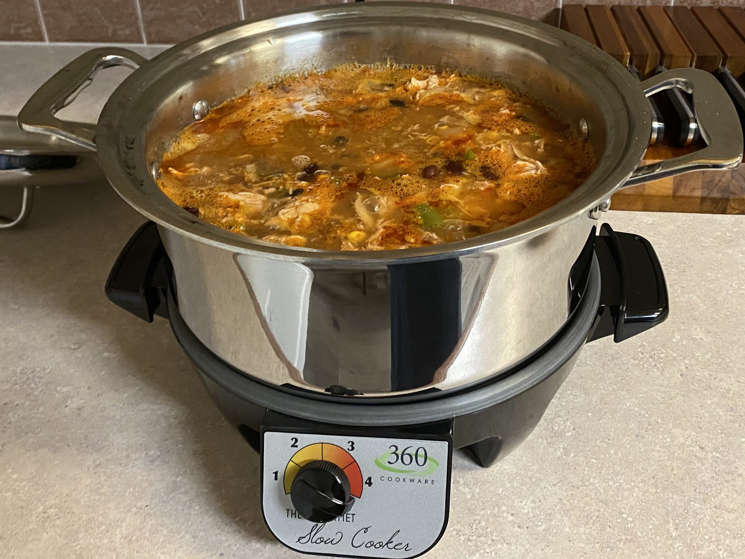 360 Cookware Slow Cooker review on base